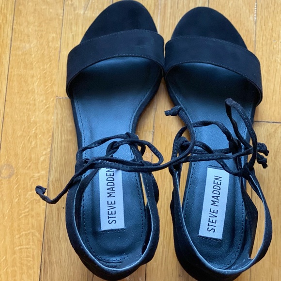 Ankle Lace Strap Steve Madden Shoes - Picture 5 of 6